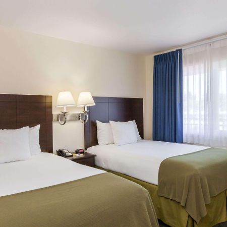 Days Inn By Wyndham Santa Maria Eksteriør billede